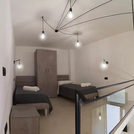 B&B Vittoria Napoli Bagian luar foto
